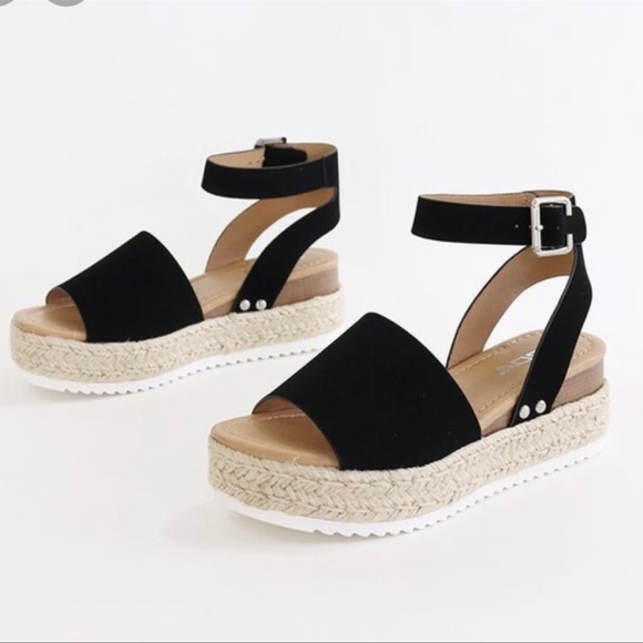 Woman’s black wedge espadrille - Picture 3 of 3